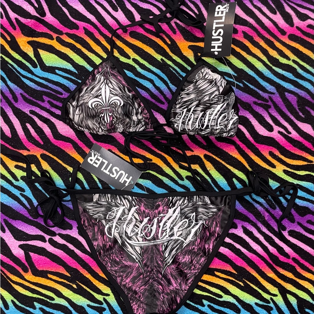 Y2k grunge goth rare 2000s Hustler Hollywood Women's Pink and Black Bikini set